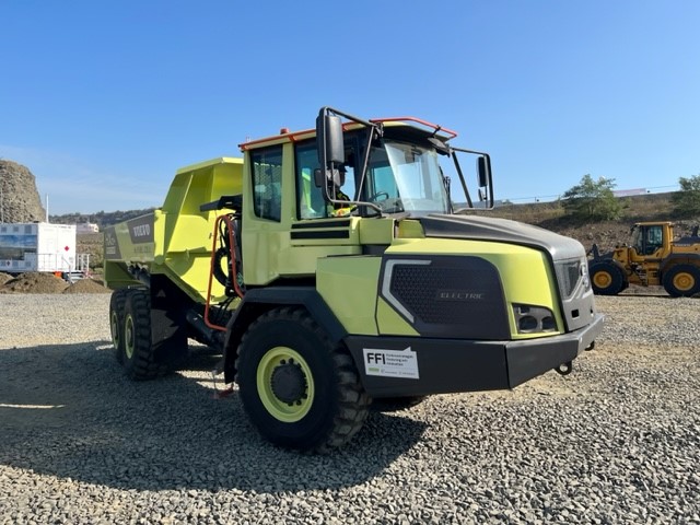 Volvo CE gave the first public demonstration of its HX04 hydrogen fuel cell hauler in operation at this week's steinexpo