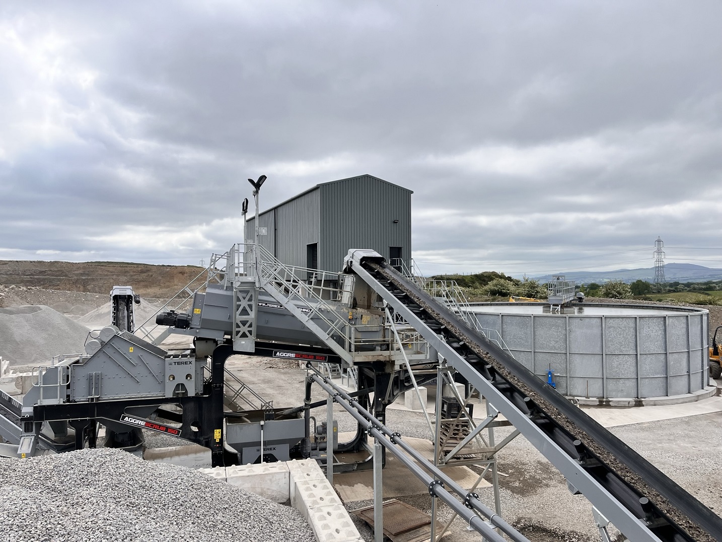 Aberdo limestone quarry has deployed a Terex Washing Systems FP215 filterpress, which features 1.5m x 2m filter plates, and an automated control system